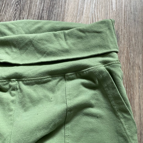 AERIE Matcha‎ Green Flare Leg Cotton Low Rise Y2K Retro Yoga Pilates Pants Large - Picture 4 of 5